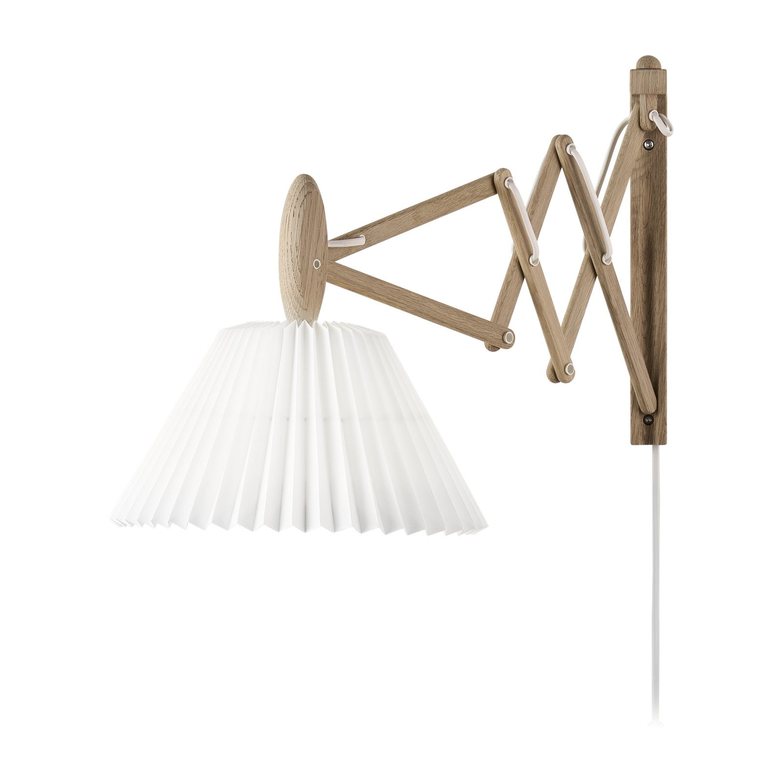 Modell 223-120 Sax Wandleuchte von LE KLINT, weitere Ansicht auf Weiss