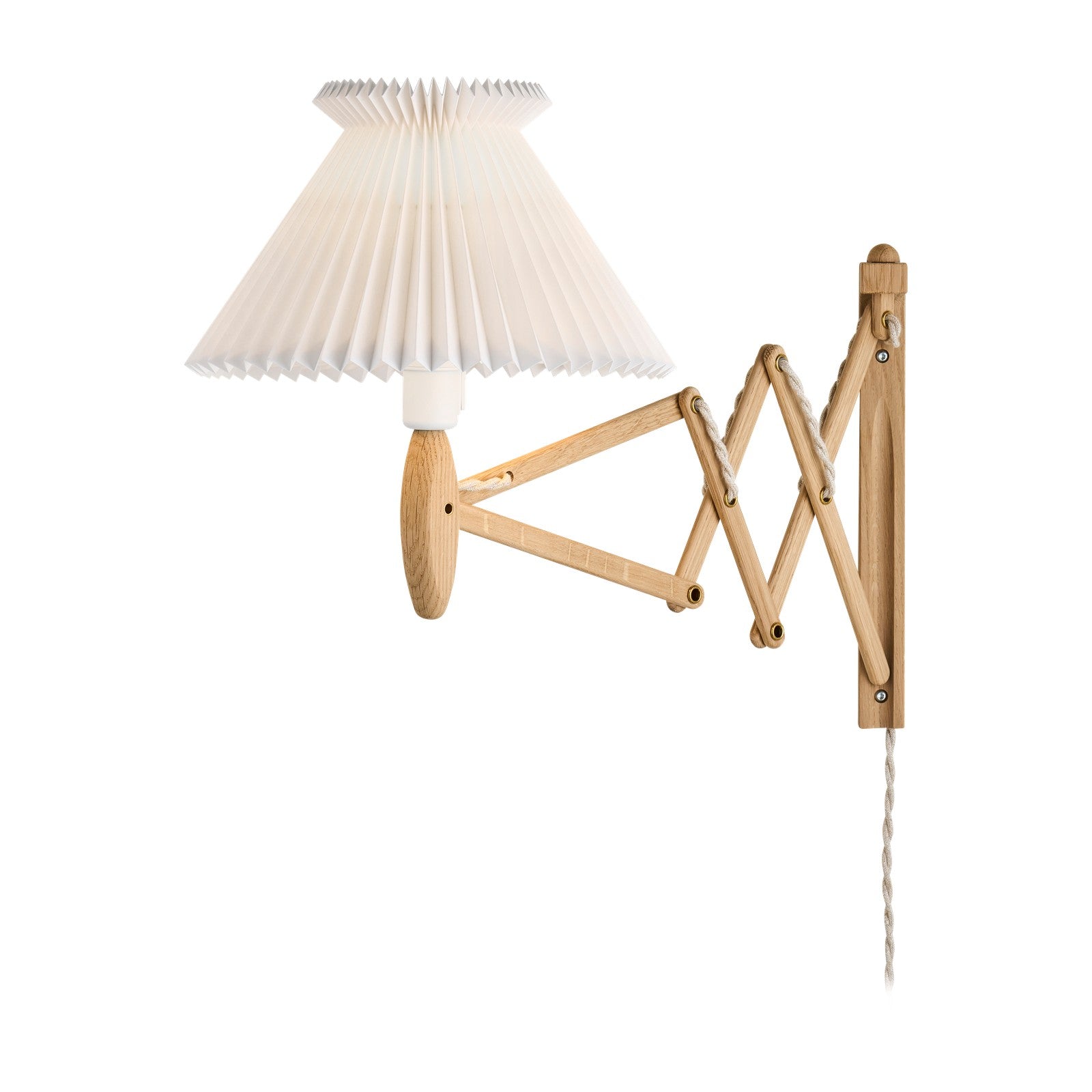 Modell 224-6 Sax Jubiläum Wandleuchte von LE KLINT, weitere Ansicht auf Weiss