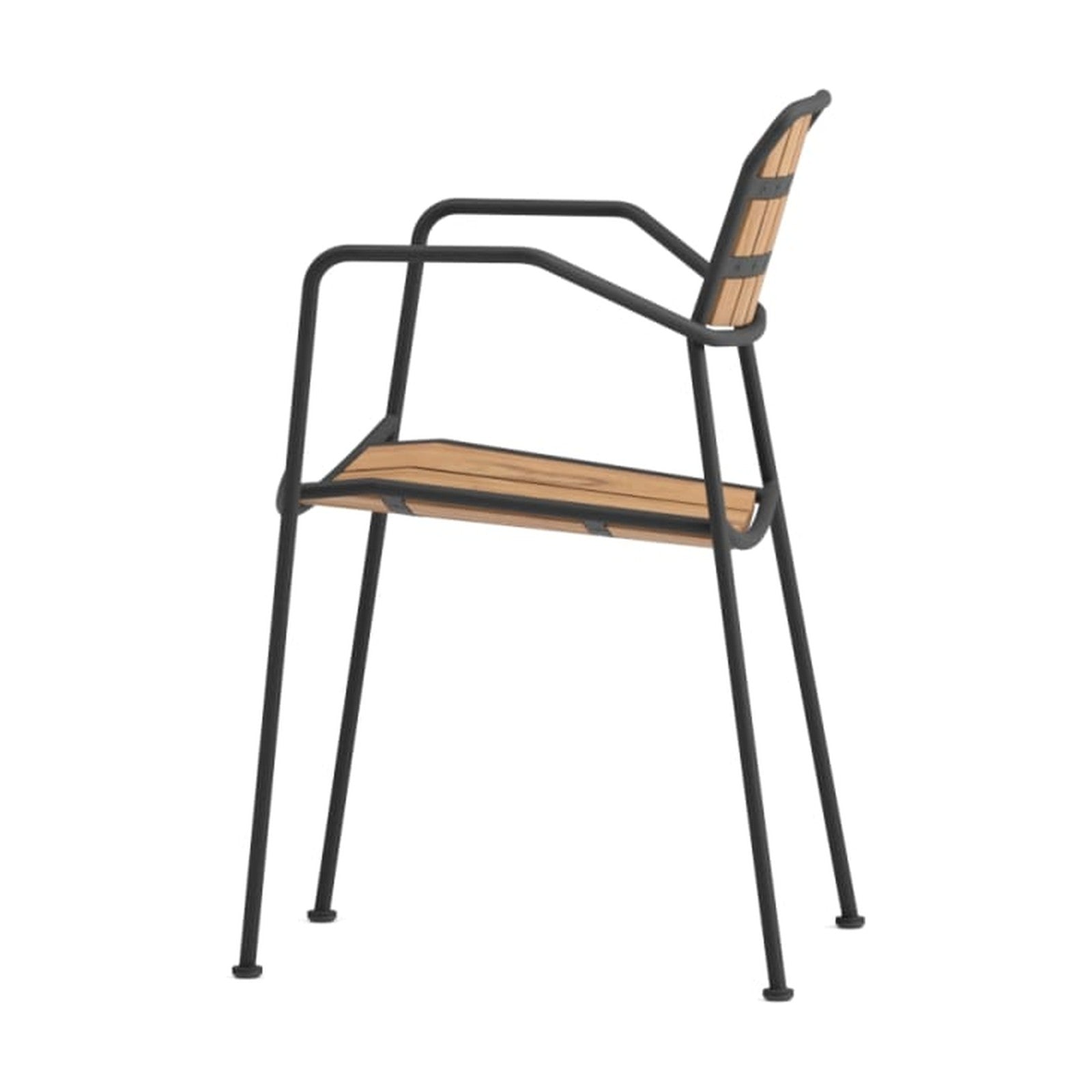 Osmo Stuhl | Outdoor von Prostoria, freigestellt vor weissem Hintergrund, Ansicht von schräg hinten.