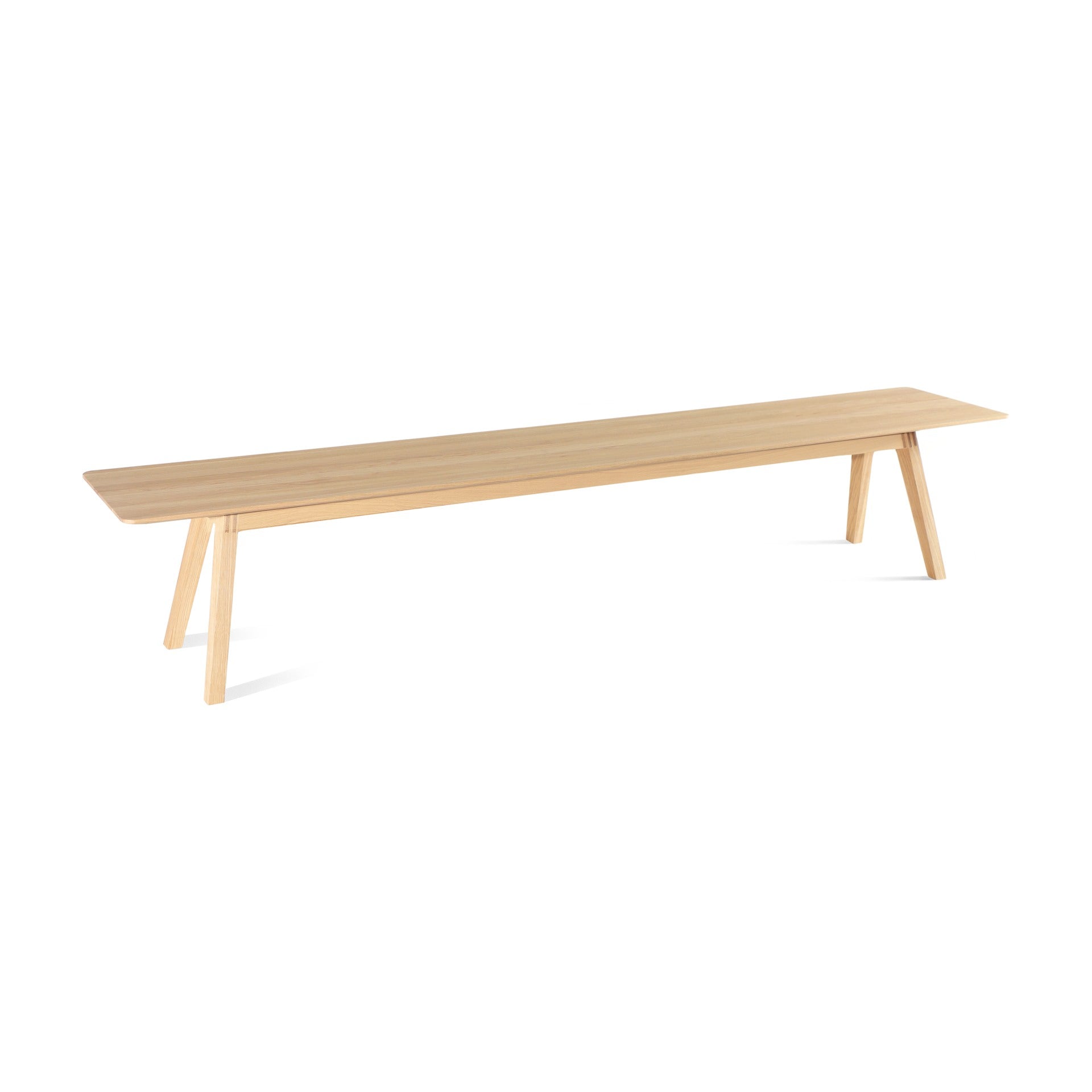 Monk Bank von Prostoria, freigestellt vor weissem Hintergrund, Seitenansicht.