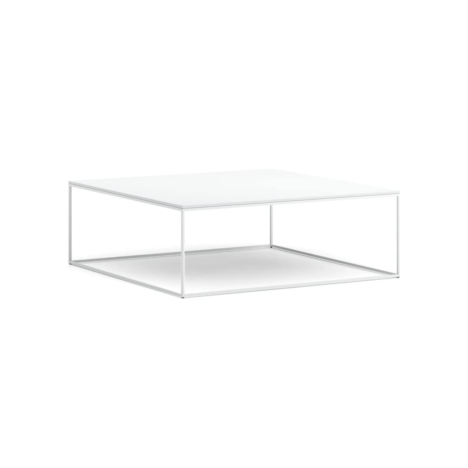Frameless Beistelltisch | I von Prostoria, freigestellt vor weissem Hintergrund, Schrägansicht von vorne.