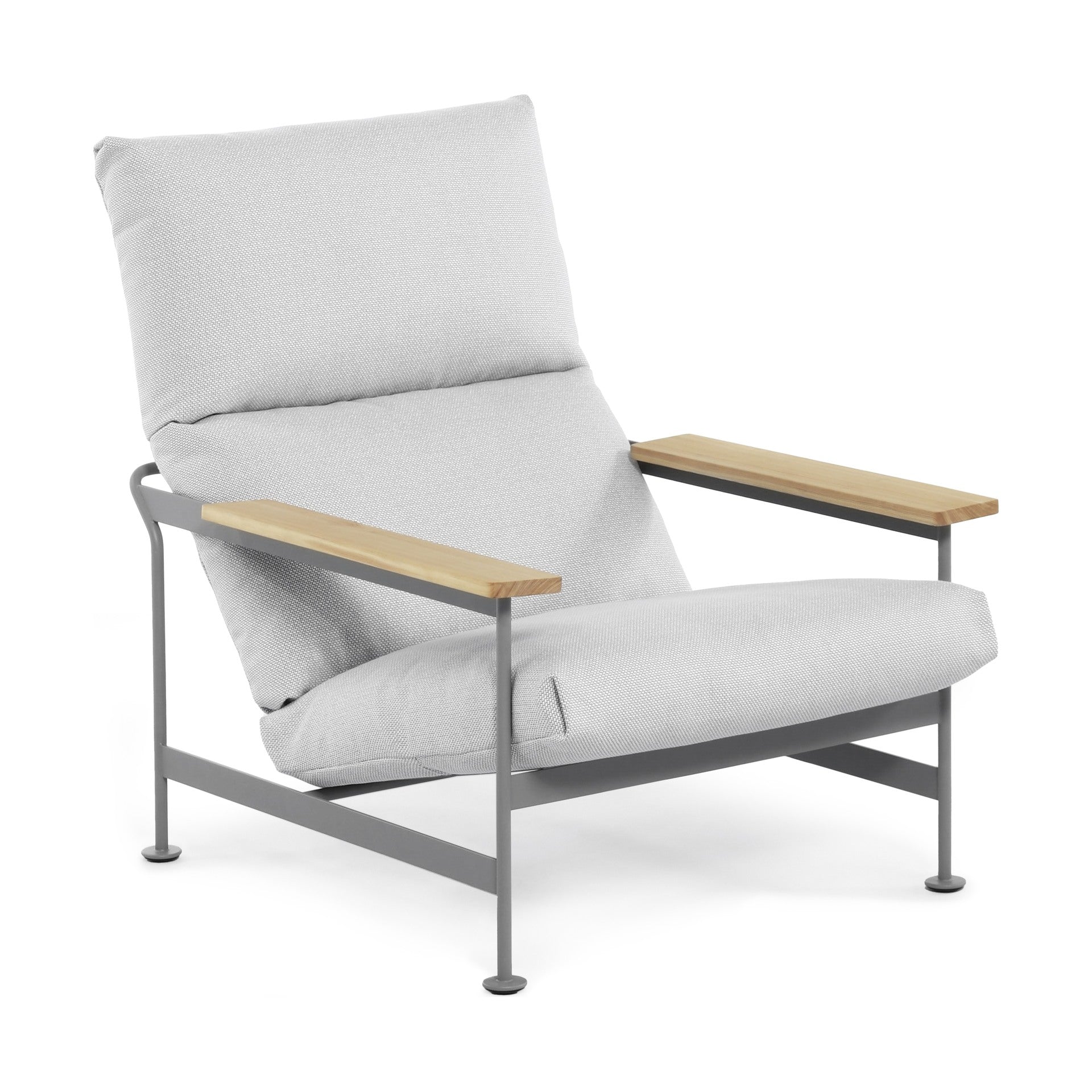 Jugo Armsessel | Outdoor von Prostoria, freigestellt vor weissem Hintergrund, Seitenansicht.