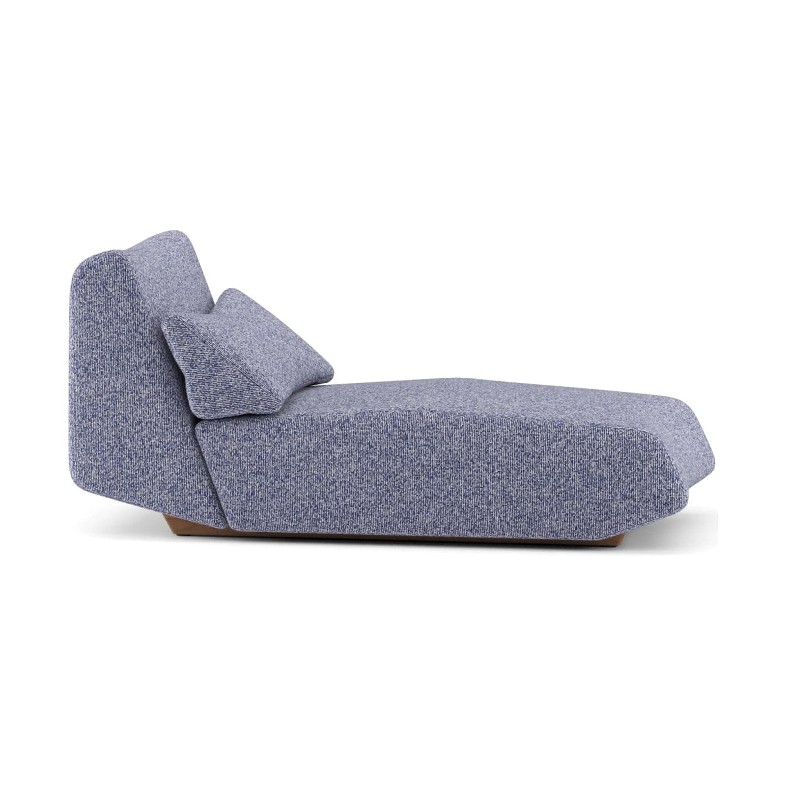 Absent XS Chaiselongue | Outdoor von Prostoria, freigestellt vor weissem Hintergrund, Seitenansicht.