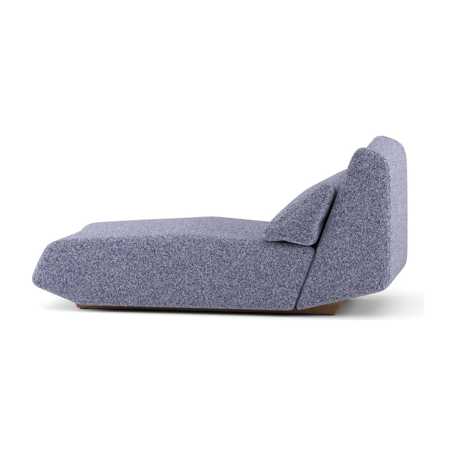 Absent XS Chaiselongue | Outdoor von Prostoria, freigestellt vor weissem Hintergrund, Ansicht von schräg hinten.