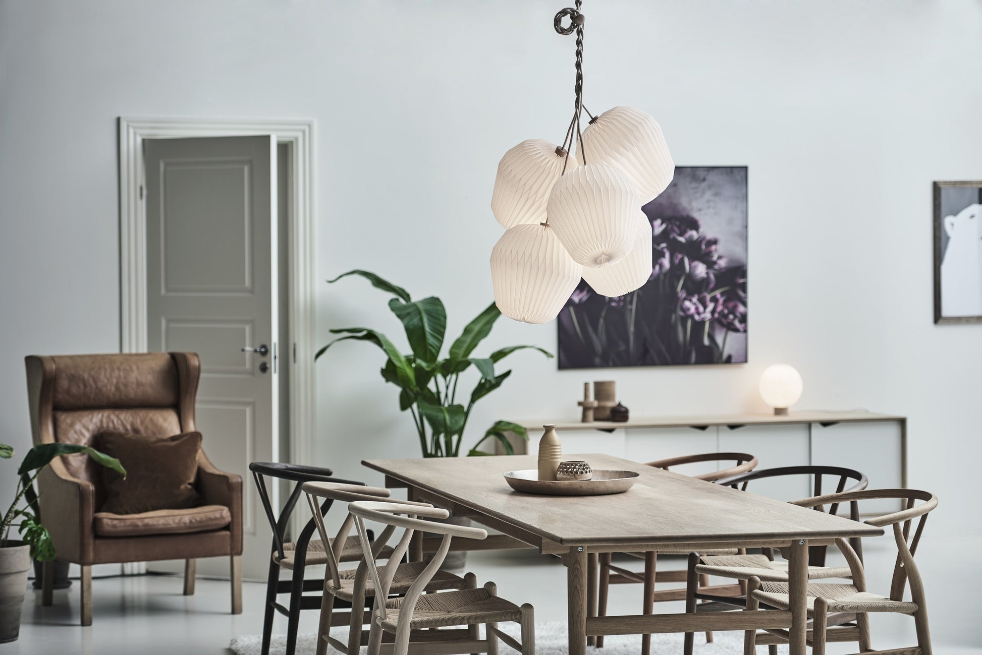 Modell 130 Bouquet 7 Pendelleuchte von LE KLINT, Anwendungsbeispiel