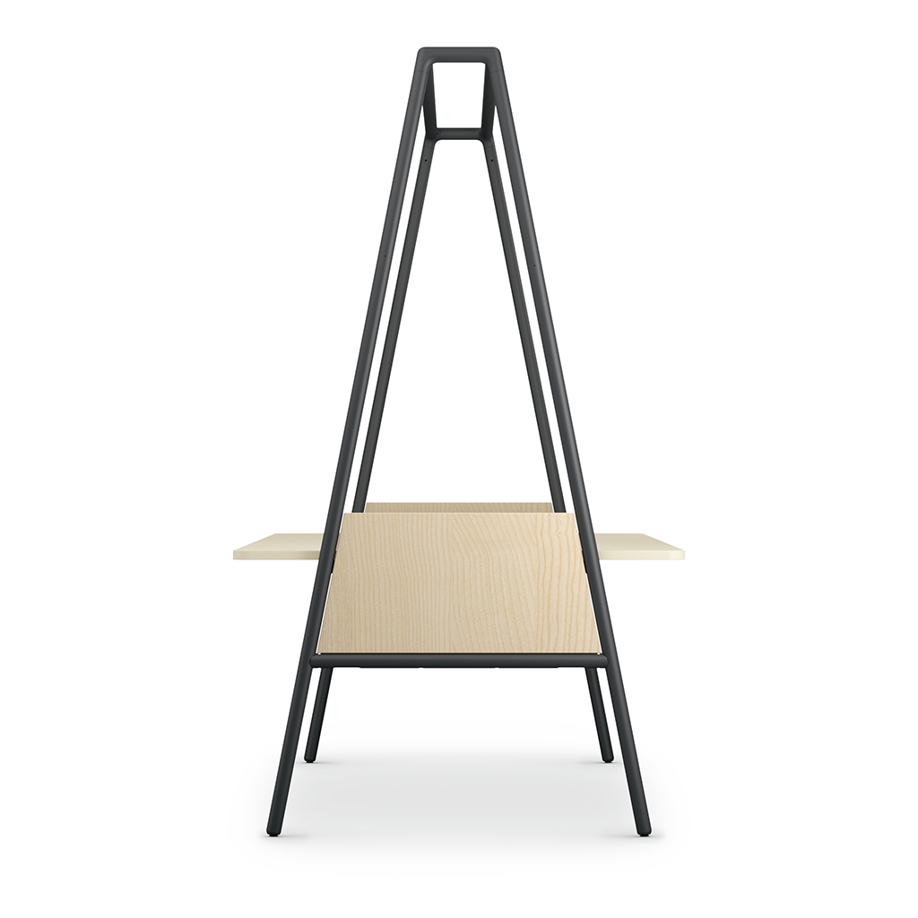 se:lab island – Hochtisch – Kreativer Arbeitsplatz mit dreieckigem, schwarzem Gestell und hellen Holz-Elementen, minimalistisches Design.