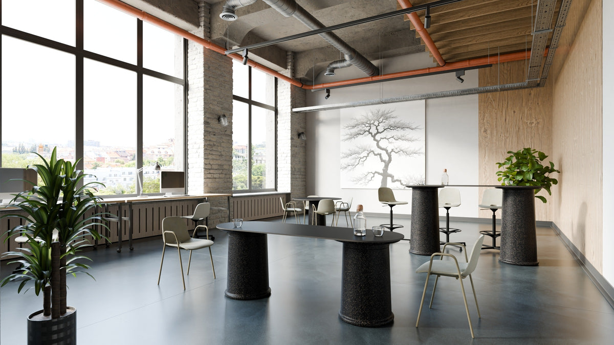 LOOPE faT Table als Tischgruppe in einem Büro