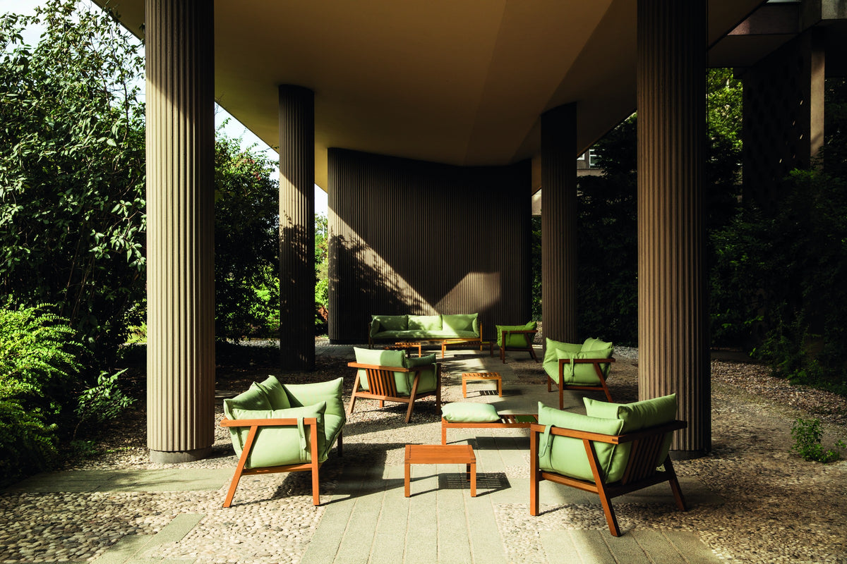 Umomoku Outdoor Sofagruppe von Prostoria auf einer überdachten Terrasse. © Prostoria