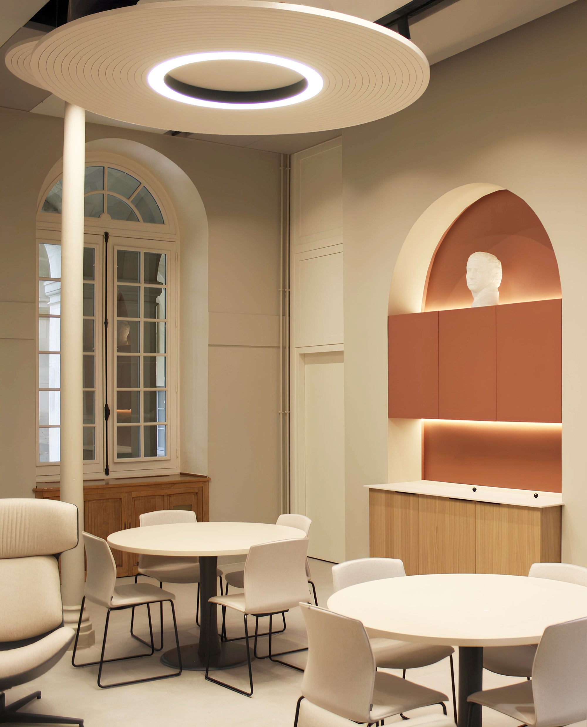 Impact Acoustic Ringleuchte im historischen Raum - Lycee Henri IV Paris