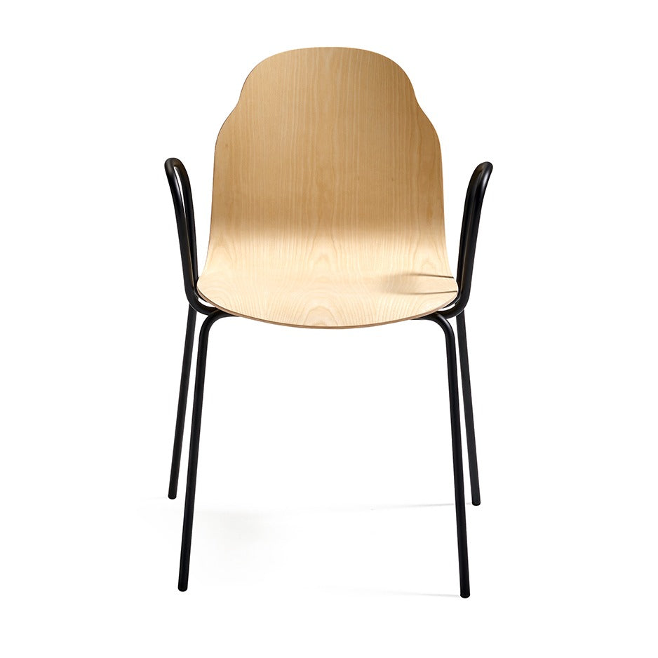 Sancal Body Stuhl in Esche natur mit Armlehnen und schwarzen Metallbeinen