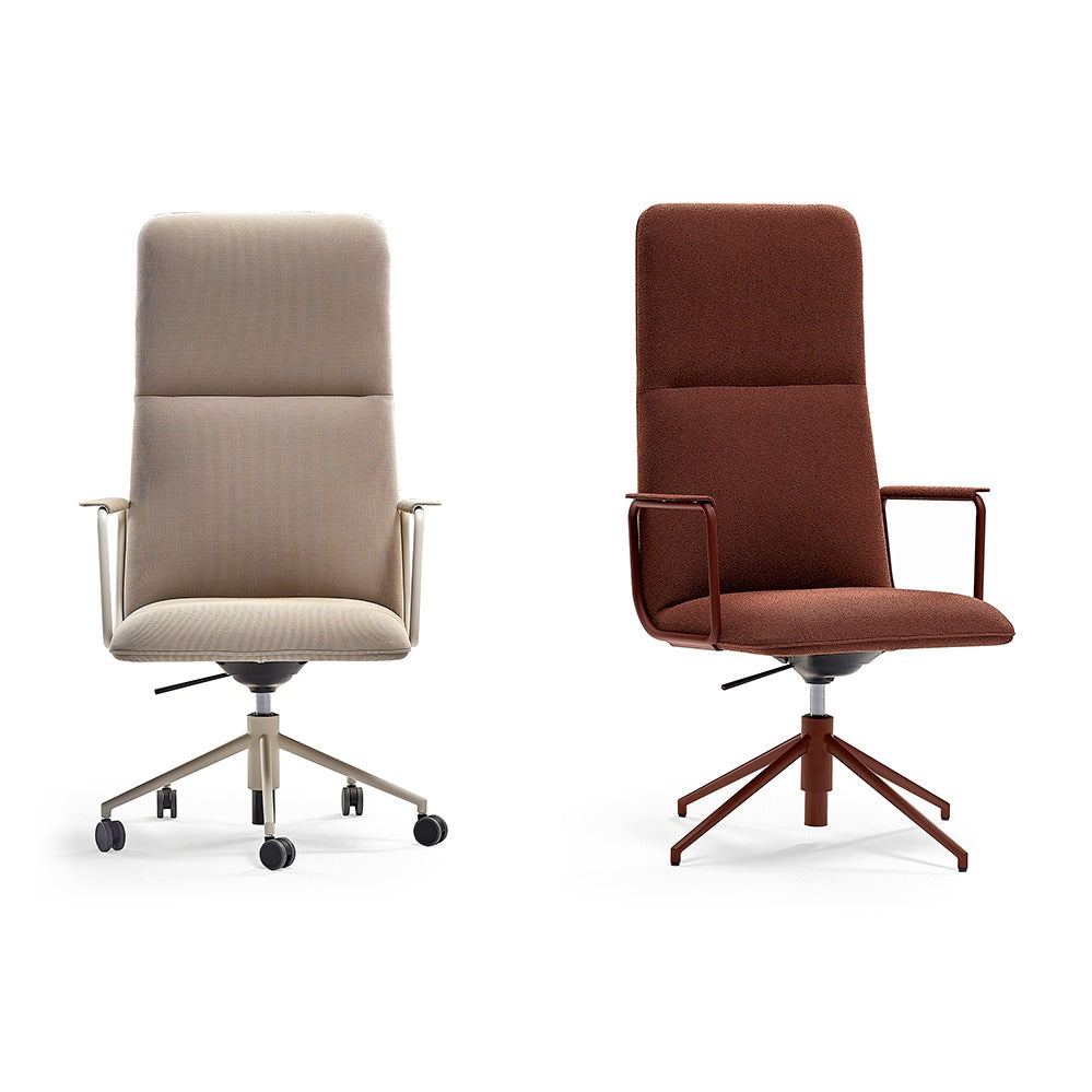 Zwei Sancal Elle Konferenzstühle mit hoher Rückenlehne und Armlehnen, in Beige auf Rollen und in Bordeaux auf Vierstern-Drehfuss