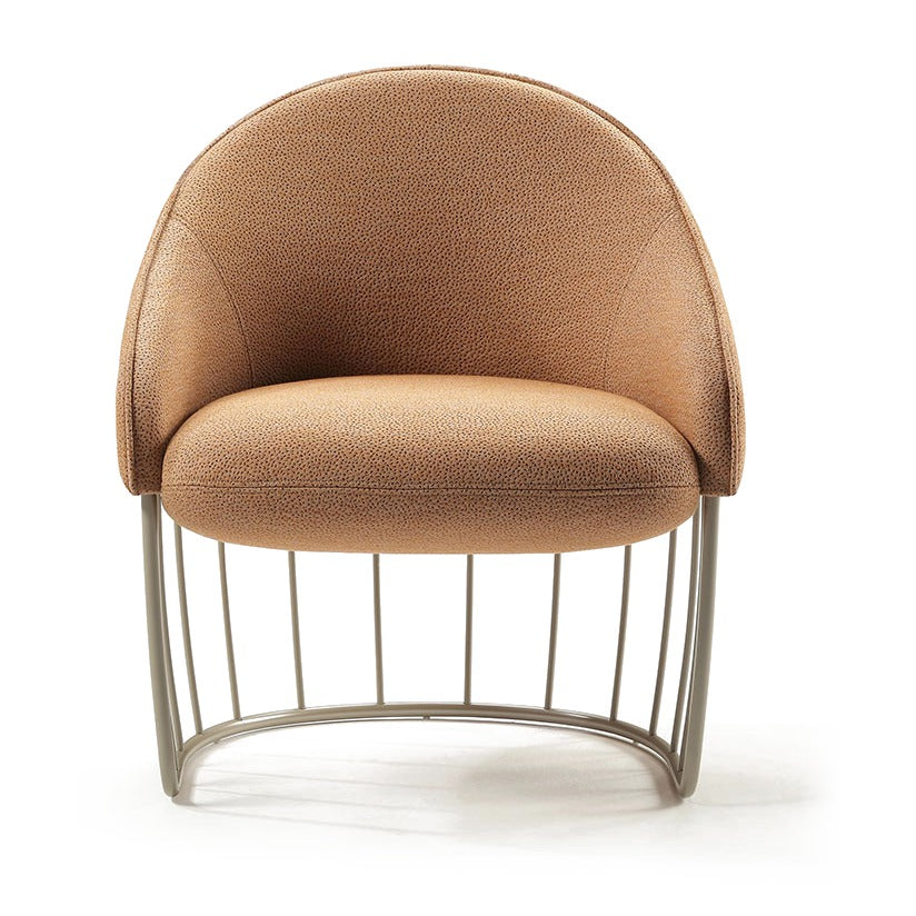 Sancal Tonella Loungesessel in Hellbraun, Frontansicht