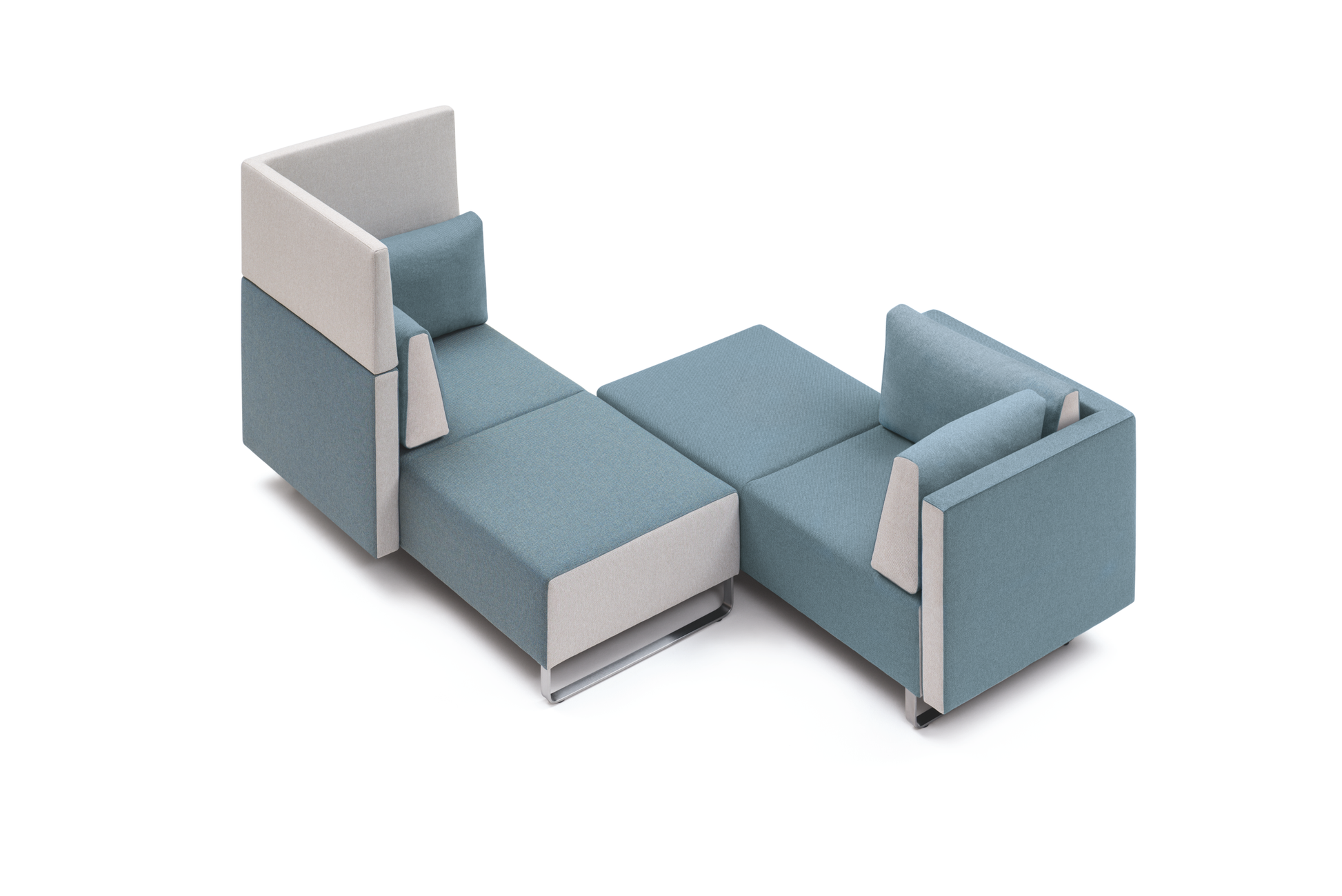 sopha – Sofa – Zweisitzer mit grauem und türkisfarbenem Bezug, rechteckiger Sitzfläche und quadratischen Armlehnen.