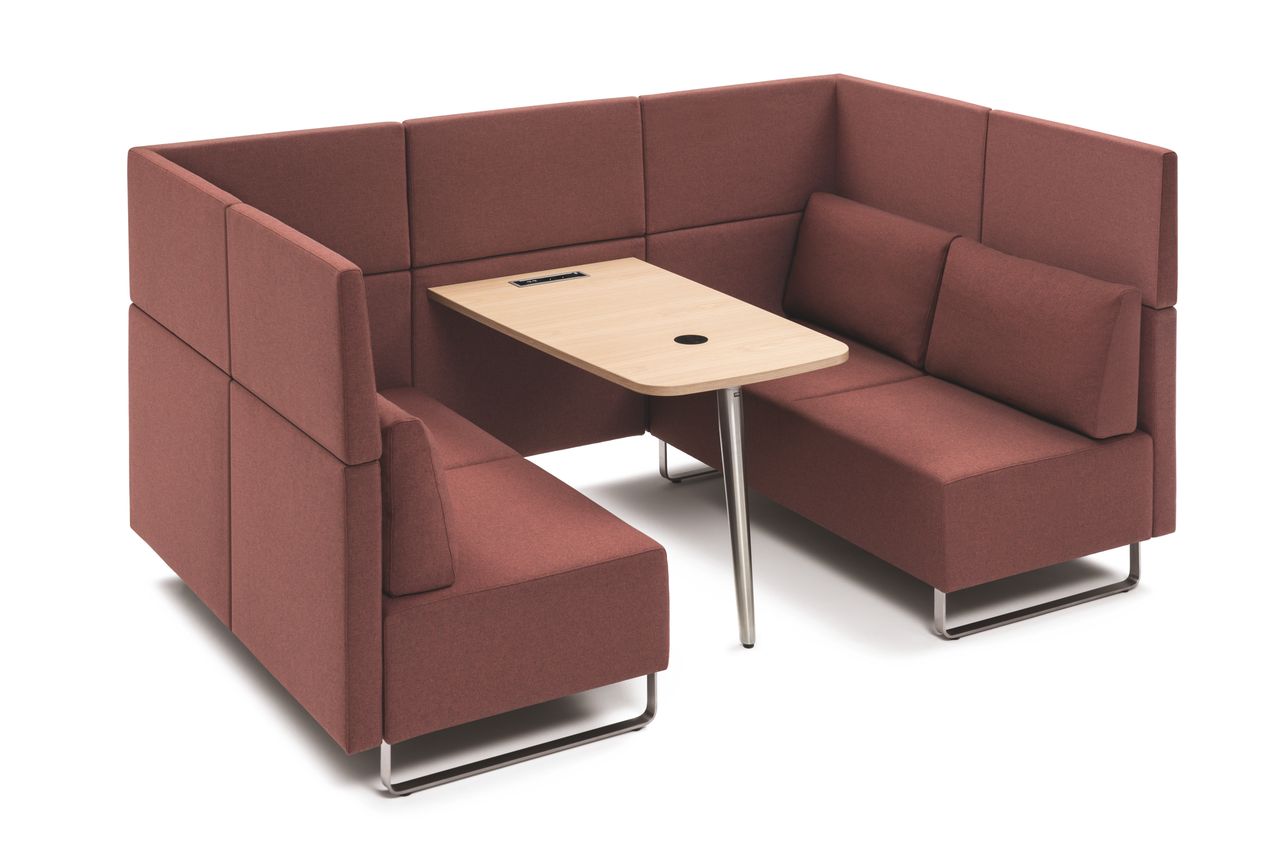 sopha – Sofa – Rote Polsterecke mit zwei Sitzflächen und einem Holztisch in der Mitte. Metallbeine für Stabilität.